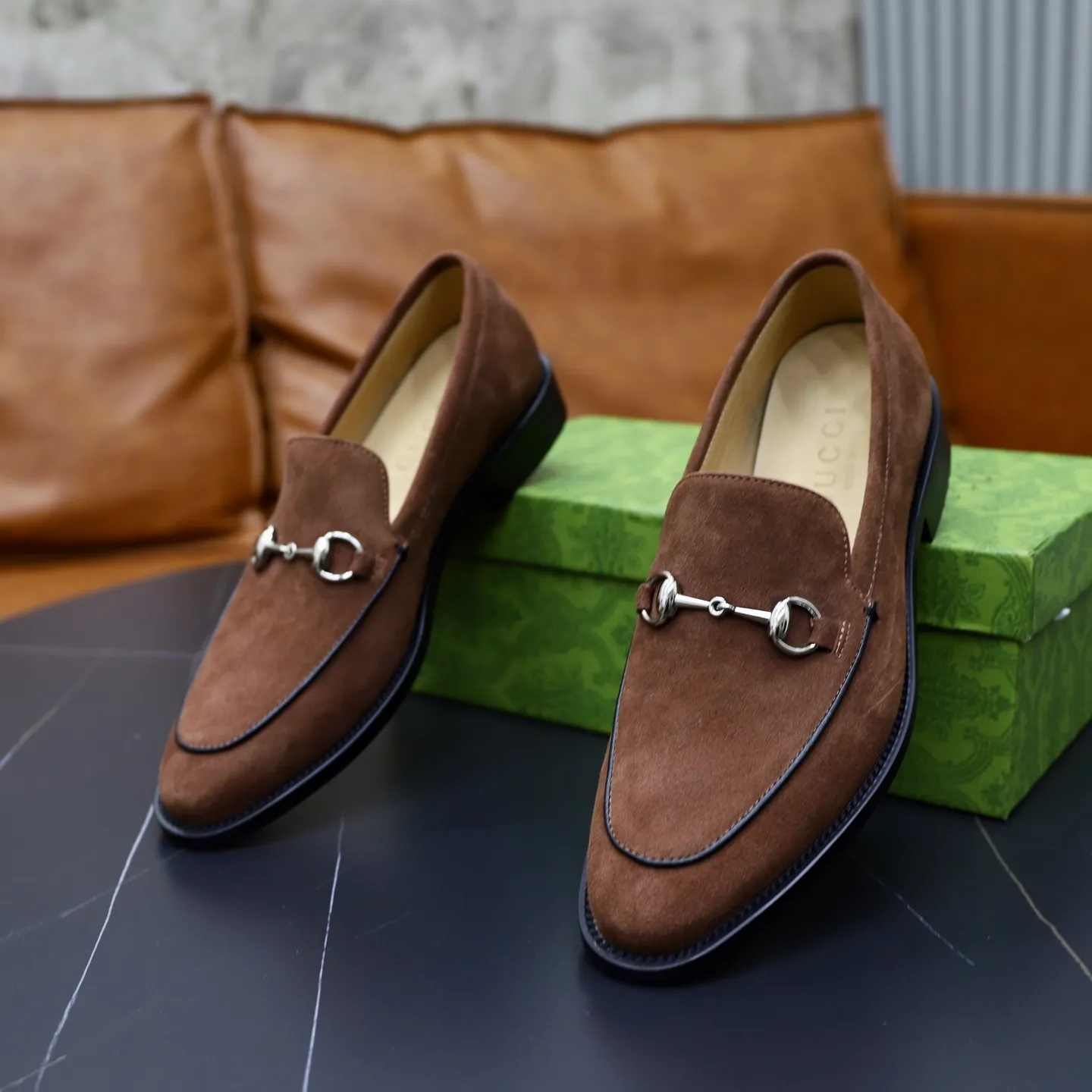 Men's shoes: 260🙅‍♂️🙅‍♂️🙅‍♂️Niuli Brand: GUCCI Size: 38-44 (45 can be customized) Level: Counter classic Material: Original soft cowhide upper Comfortable cowhide lining Original lightweight outsole Style category: Business casual footwear Driving leather shoes Color: Actual picture color